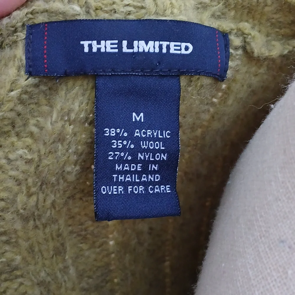The Limited green sweater size medium - Picture 4 of 6